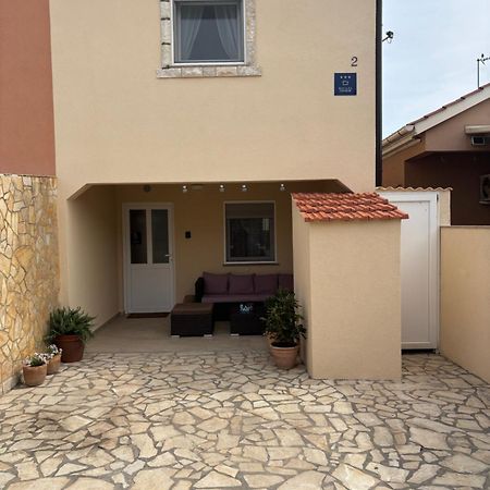 Holiday House Matej Vir Extérieur photo