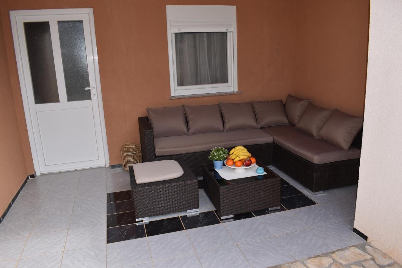 Holiday House Matej Vir Extérieur photo